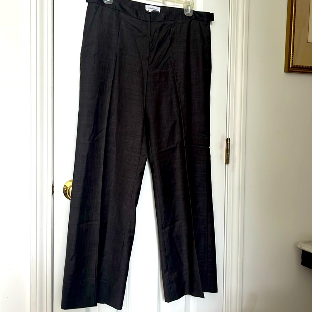 NWOT! Women’s Calvin Klein Brown Trousers. Wool and silk. Size 8.